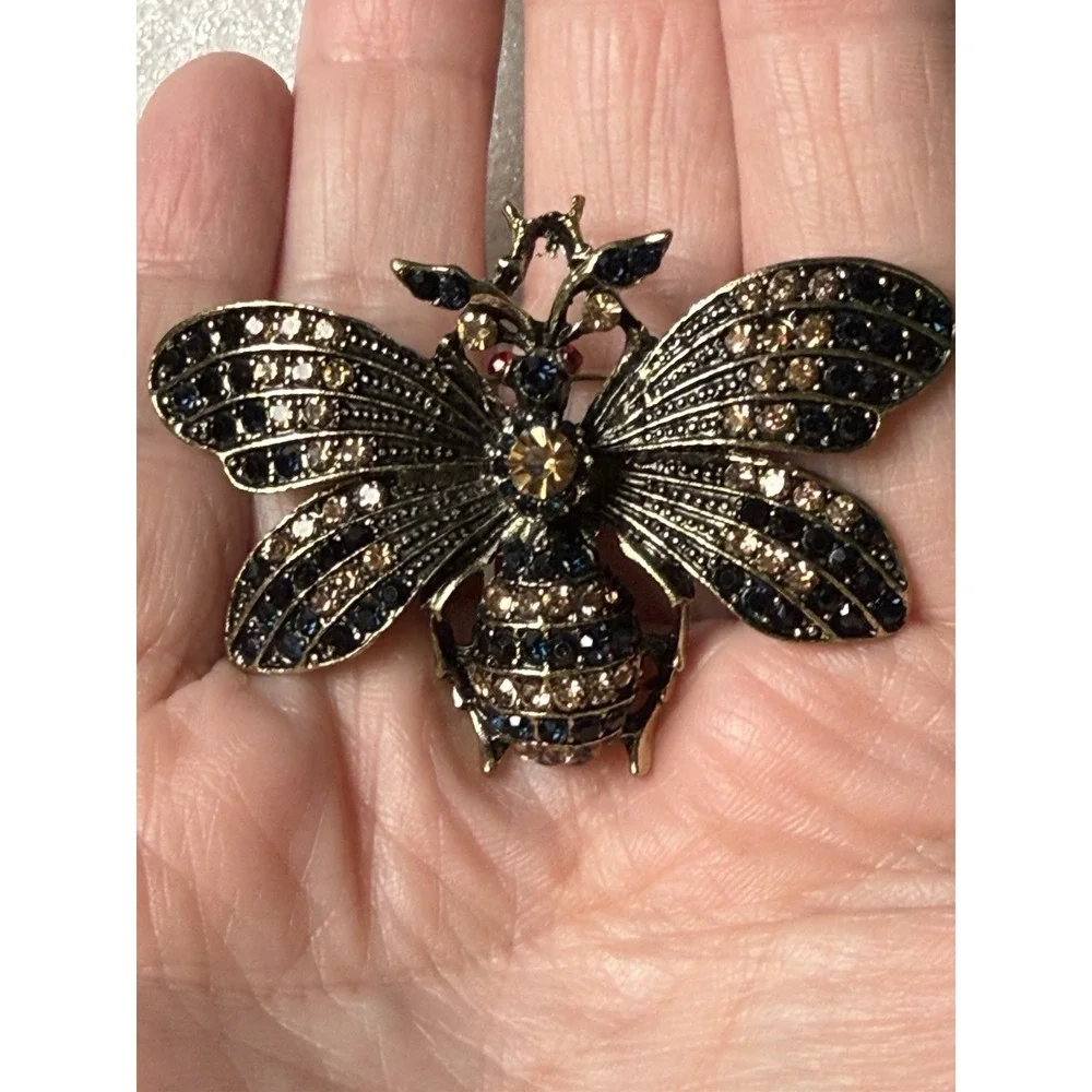 N/A striking vintage